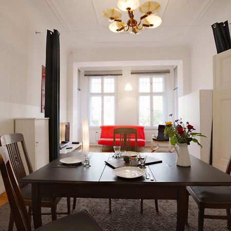 Elegante Altbauwohnung برلين المظهر الخارجي الصورة