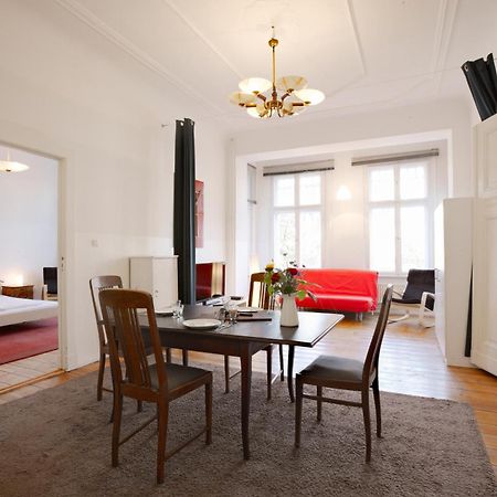 Elegante Altbauwohnung برلين المظهر الخارجي الصورة