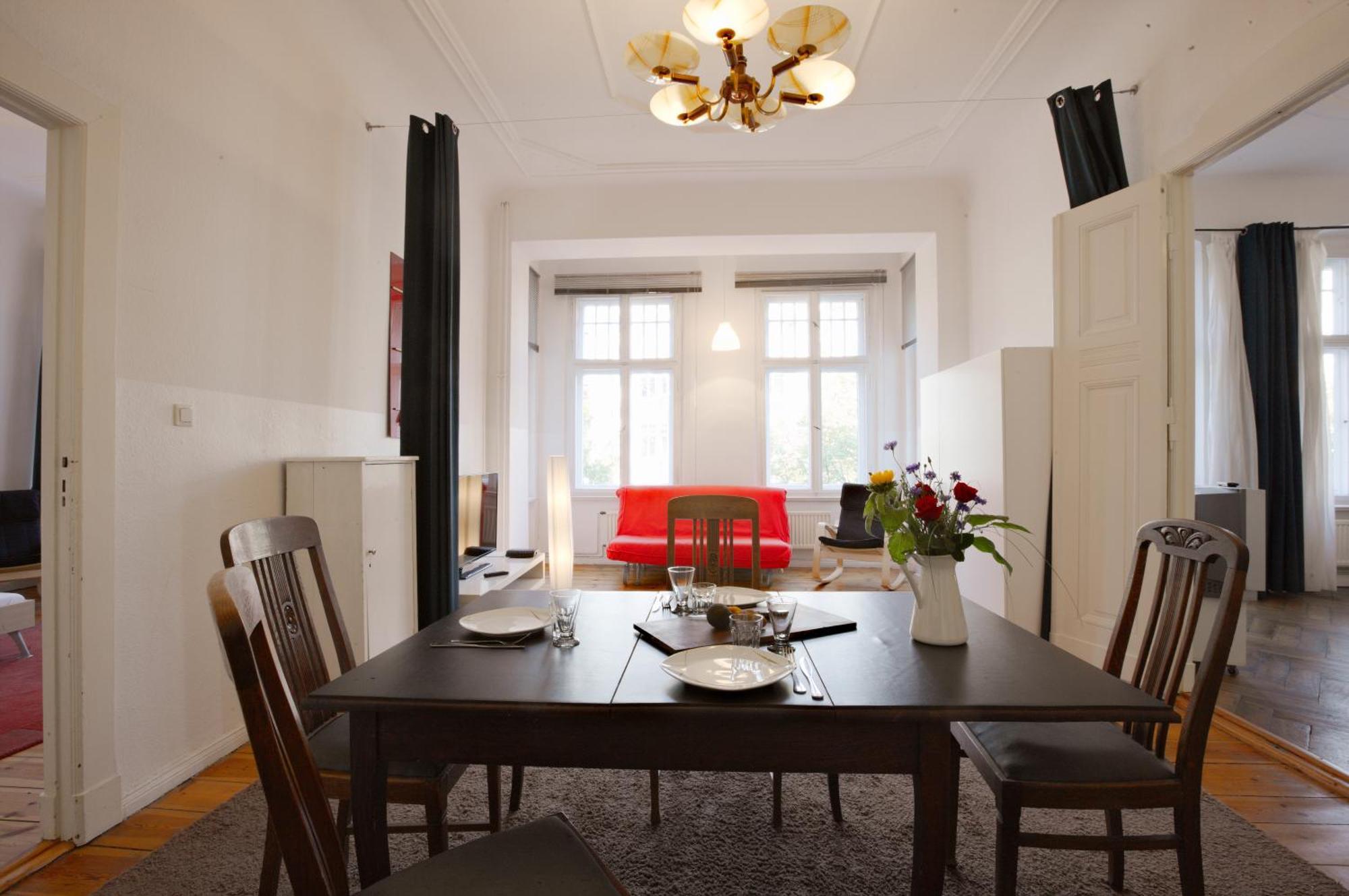 Elegante Altbauwohnung برلين المظهر الخارجي الصورة