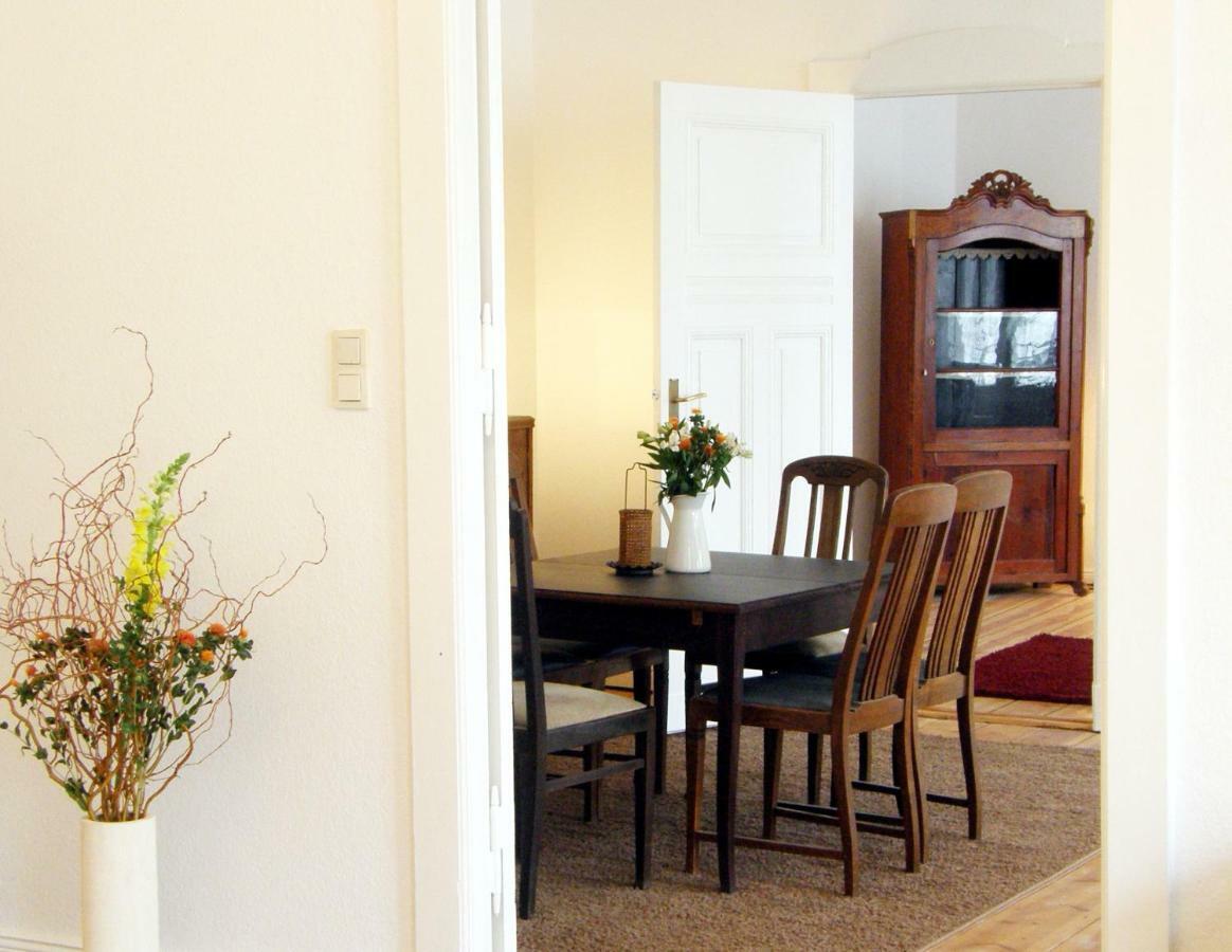 Elegante Altbauwohnung برلين المظهر الخارجي الصورة